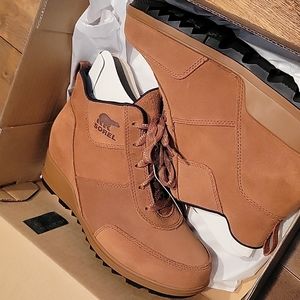 Sorel Evie Lace Boots